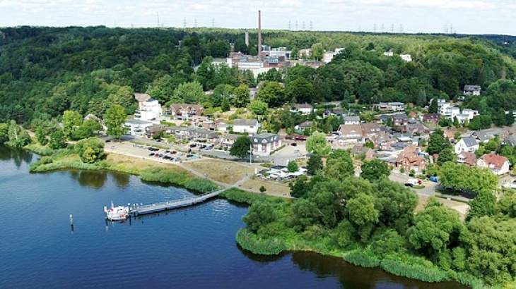 Aerial view on Tesperhude at river Elbe (Photo: Michael Streßer / Hereon) Aerial view on Tesperhude at river Elbe (Photo: Michael Streßer / Hereon)