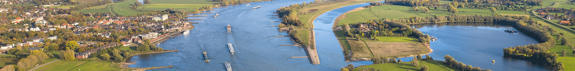 Aerial view of river Rhine (Photo: Volker Ridderbusch / BAW)